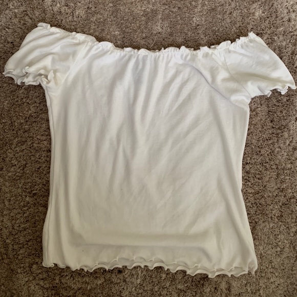 Forever 21 Tops - Forever 21 off the shoulder top Forever 21 Tops - Forever 21 off the shoulder top